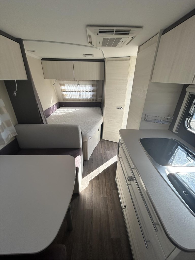 Foto 7 PRÓXIMAMENTE CARAVANA CARAVELAIR 476-AIRE-MOVER TOLDO 