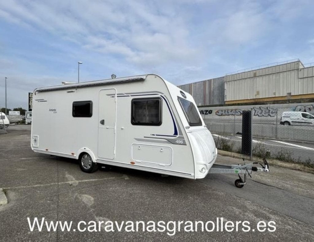 Foto 1 PRÓXIMAMENTE CARAVANA CARAVELAIR ANTRES 496 - 7 PLAZAS 3 LITERAS 