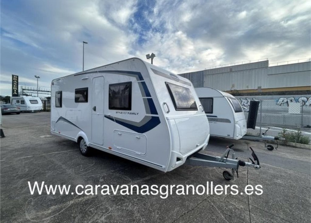 Foto 1 PRÓXIMAMENTE CARAVANA CARAVELAIR STYLE 497-AIRE-MOVER-NEVERA COMPRESOR XL