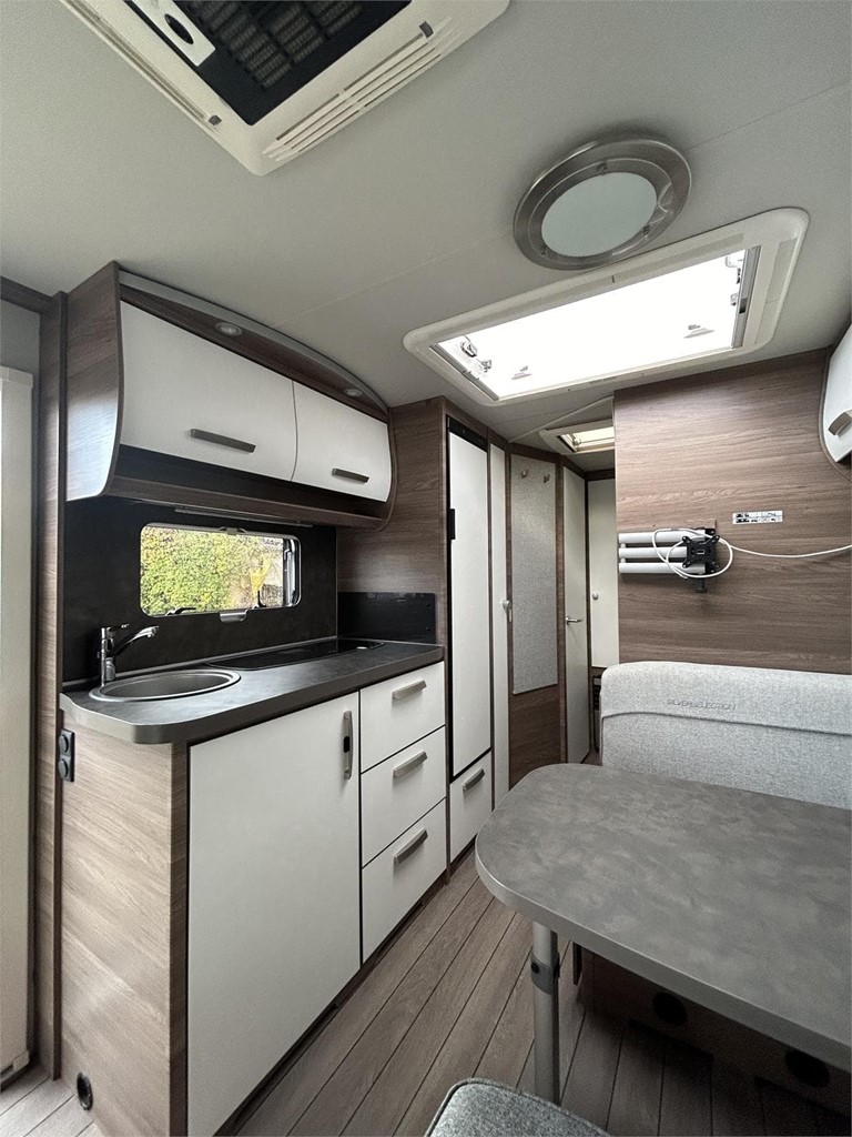 Foto 7 PRÓXIMAMENTE CARAVANA KNAUS SPORT 500 KD-AIRE-MOVER-NEVERA GRANDE 