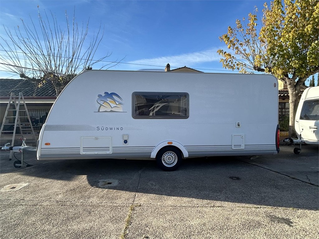 Foto 2 PRÓXIMAMENTE CARAVANA KNAUS SUDWIND 550 FSK-AIRE ACONDICIONADO 