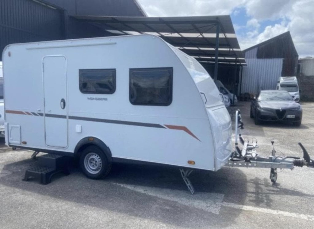 Foto 1 PRÓXIMAMENTE CARAVANA  WEINSBERG CARACITO 390DQ EN BREVE FOTOS Y PRECIO