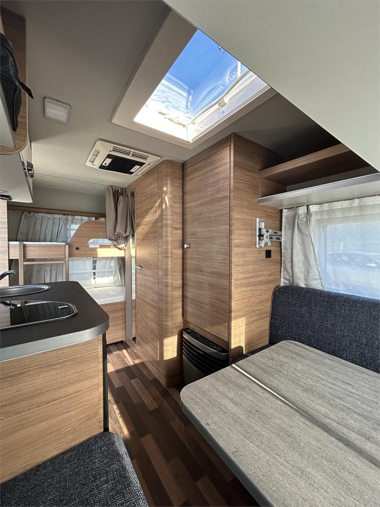 Foto 5 PRÓXIMAMENTE CARAVANA WEINSBERG CARAONE 400 LK-AIRE-MOVER-TOLDO MANIVELA 