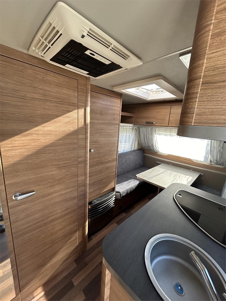 Foto 9 PRÓXIMAMENTE CARAVANA WEINSBERG CARAONE 400 LK-AIRE-MOVER-TOLDO MANIVELA 