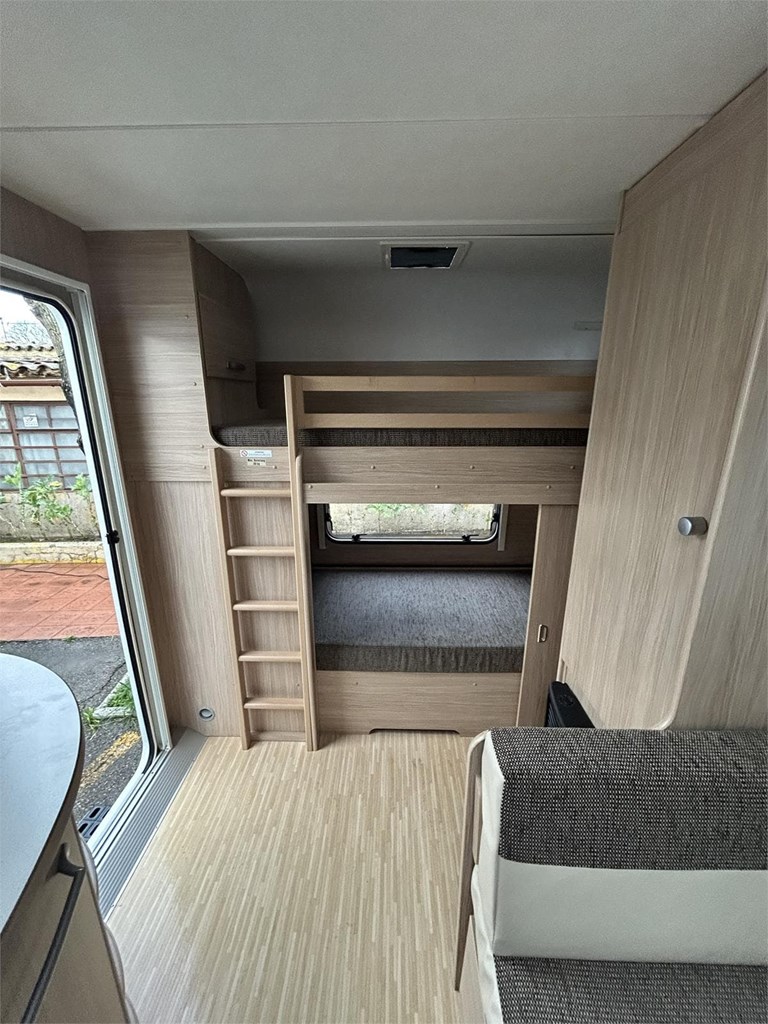 Foto 9 RESERVADA RESERVADA RESERVADA  