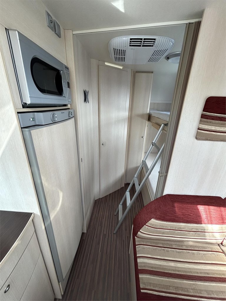 Foto 9 RESERVADA RESERVADA RESERVADA  